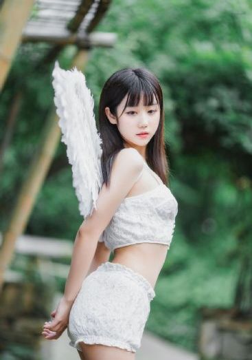 鱼跃在花见_BD在线手机播放