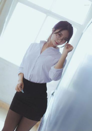 女老师的秘密_1080在线播放
