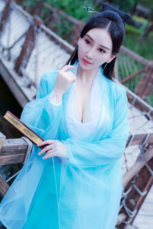 老师在这里_无删减完整版在线观看