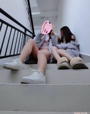 西野翔之公公的儿媳妇_HD超清免费观看