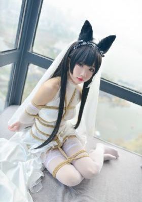 一边亲胸一边摸进内裤里_BD英语免费高清观看